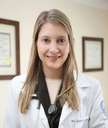 Dra. Vyvianne Azoubel Roizenblatt Dermatologista e Endocrinologista